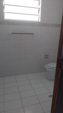 Ampla residência próxima ao mar! - Foto 10