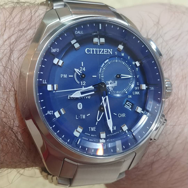 proximity pryzm bluetooth blue dial men's watch