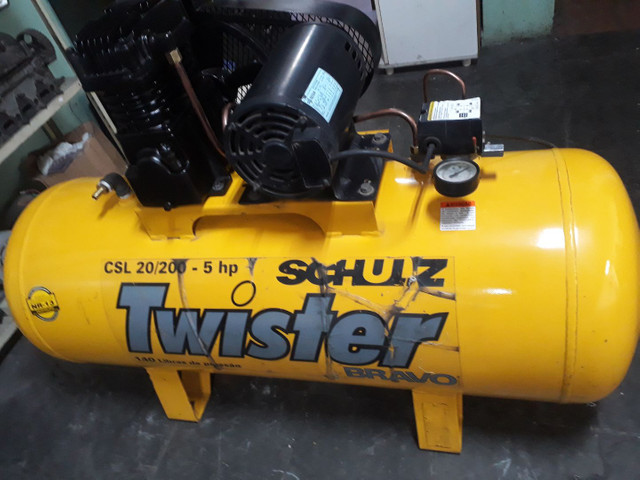 Compressor SCHULZ 20pés/200litros/140libras/Trifásico, OTIMO ESTADO, - Foto 5