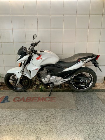MOTO HONDA CB300 R