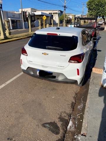 ONIX PREMIER TURBO 1.0 AUTOMÁTICO 20.000KM