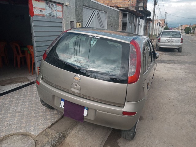 CARRO CORSA 2009
