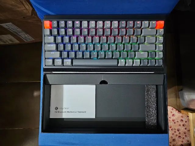 Teclado mecânico Keychron K2 v2 Bluetooth com layout 75%