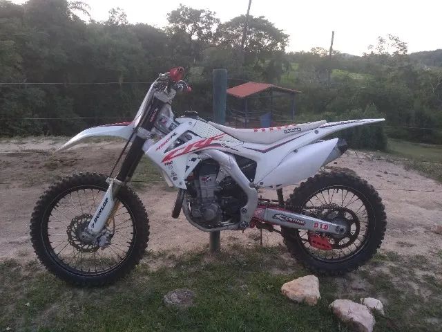 Linha CRF 450 - Moto BH