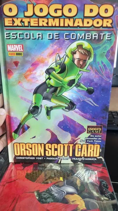 Hq Panini Marvel - O jogo do Exterminador Escola de Combate