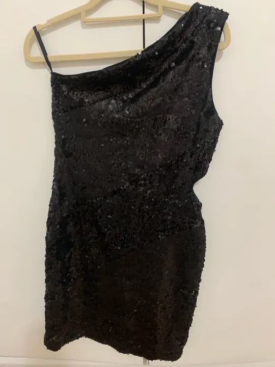Vestido Preto de Paetê