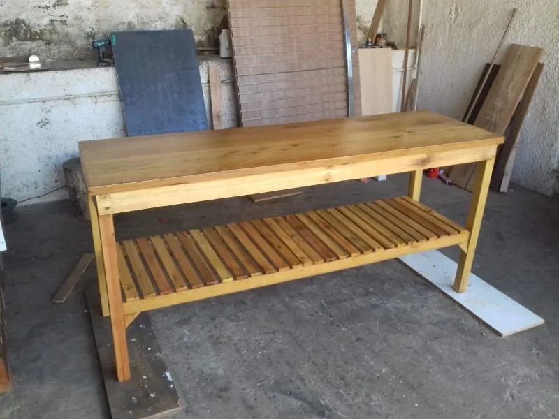 Mesa de Madeira de eucalipto 