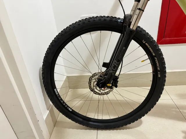 Bicicleta GT Avalanche 29 - Foto 5