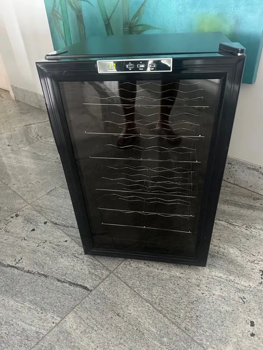 Adega Climatizada para Vinho 24 Garrafas - Oportunidade  - Foto 3