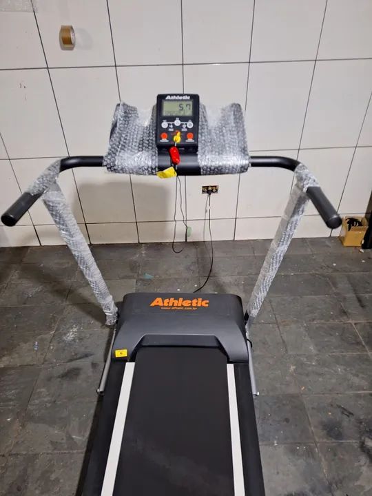 Esteira Athletic cle 35 das novas 