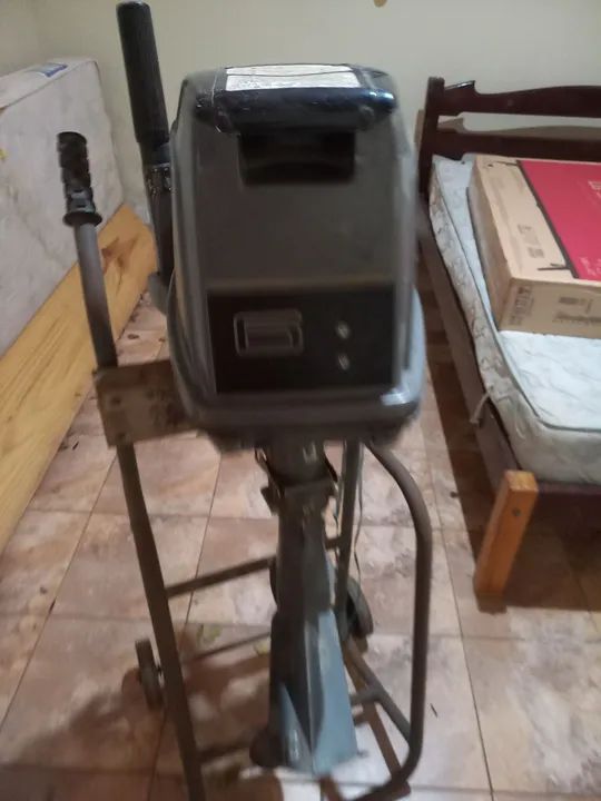 Motor de Popa Suzuki 6hp - Imperdível! RELÍQUIA - Foto 4