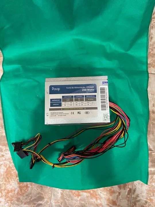 Fonte Atx Marca Pctop 200 watts