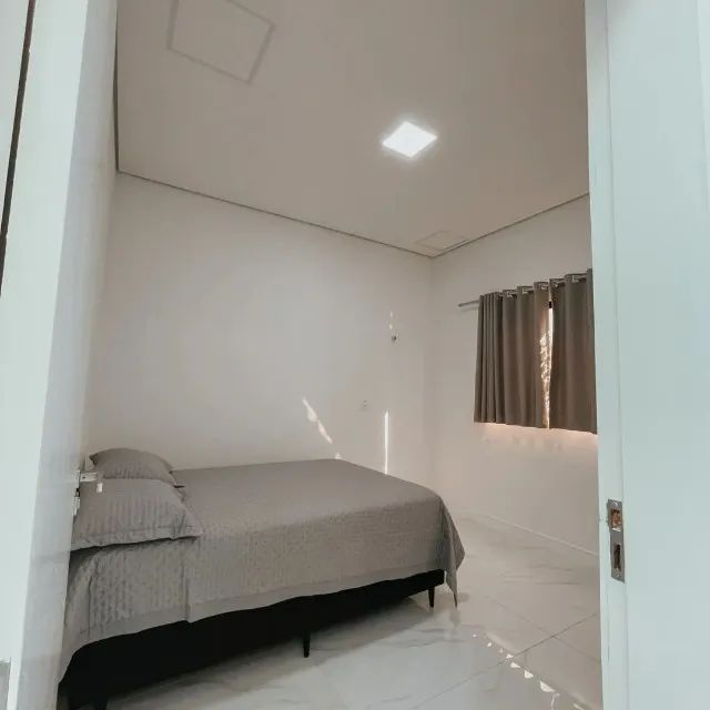 Casa plana com 3 suites e piscina na Cidade Alpha - Foto 4