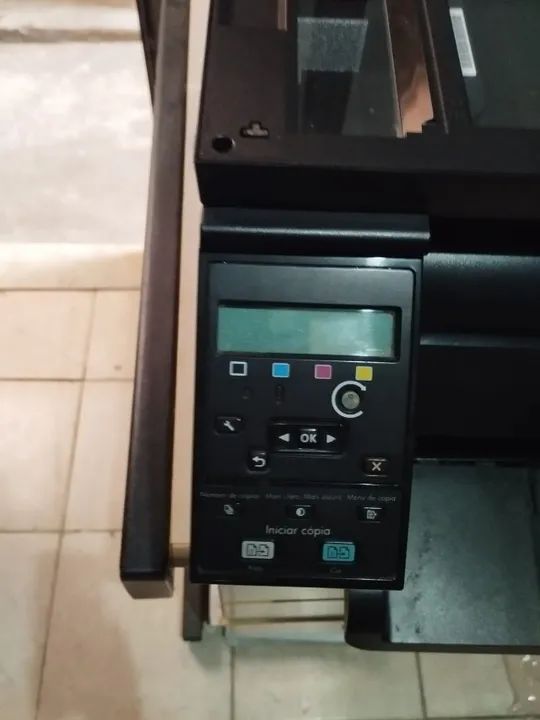 Impressora HP laser jet 100 color - Foto 3