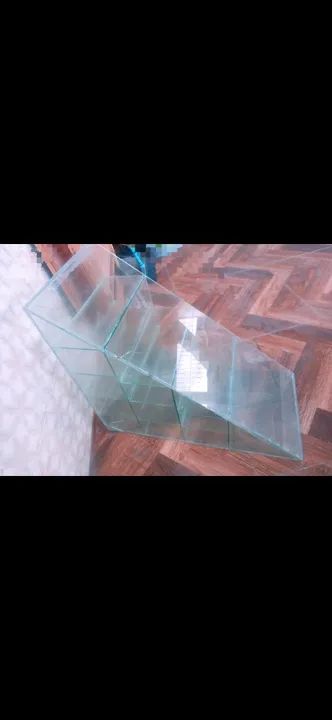 Expositor de vidro triangular para loja - Foto 3