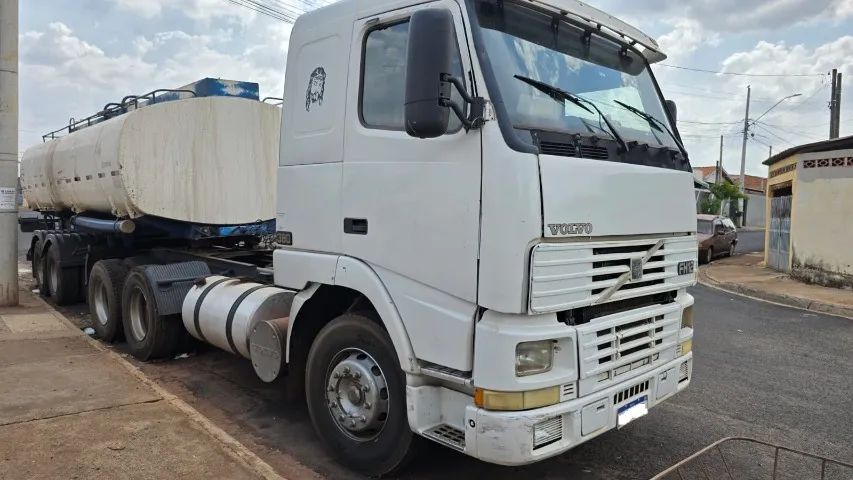 Volvo FH 12 380 ano 2003 trucado 6x2 engatado carreta tanque 2 eixos - Foto 5