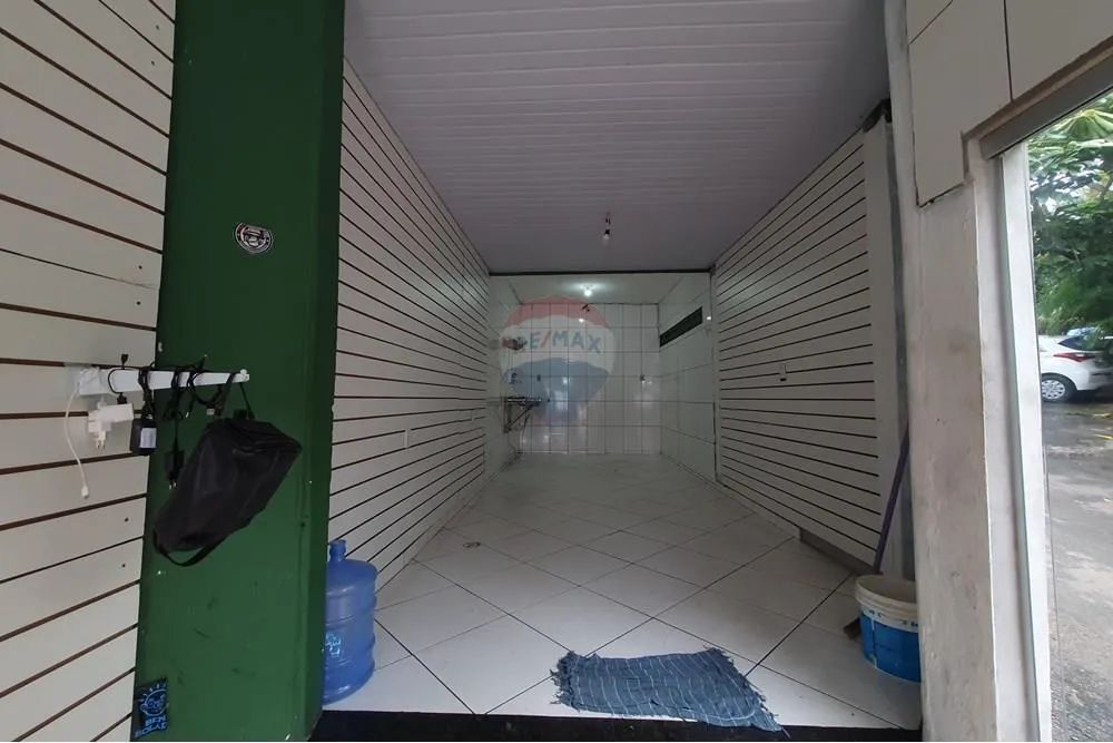 Ponto Comercial Com Dois Pavimentos no Centro de Lauro de Freitas
