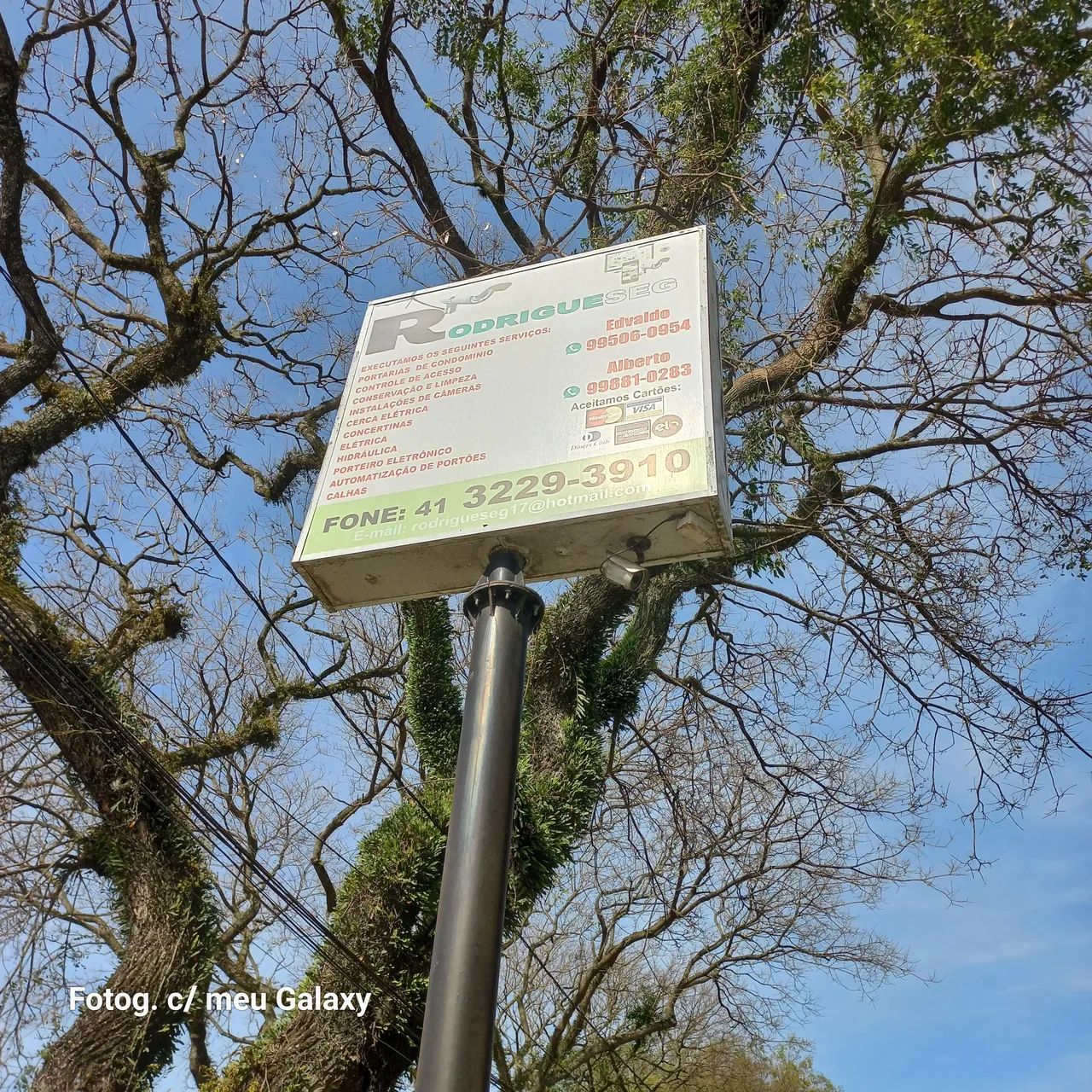 Poste de Propaganda com Placa - Super Conservado - Foto 3