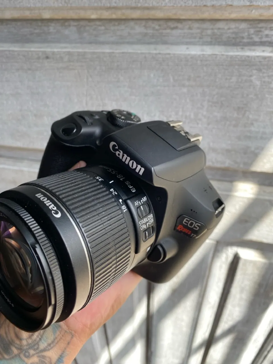 Canon t7