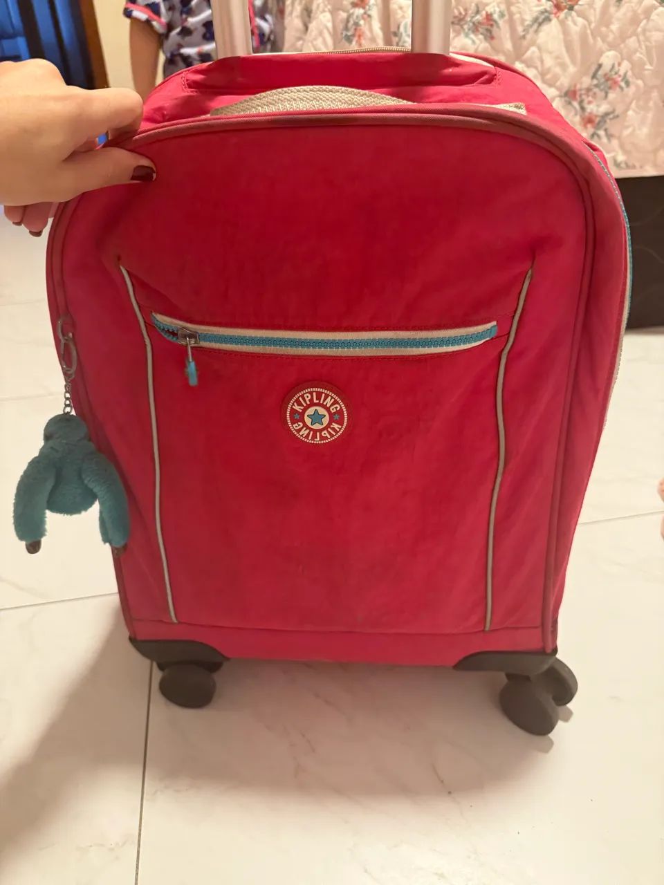 Kit mochila Kipling rodinhas com lancheira e estojo