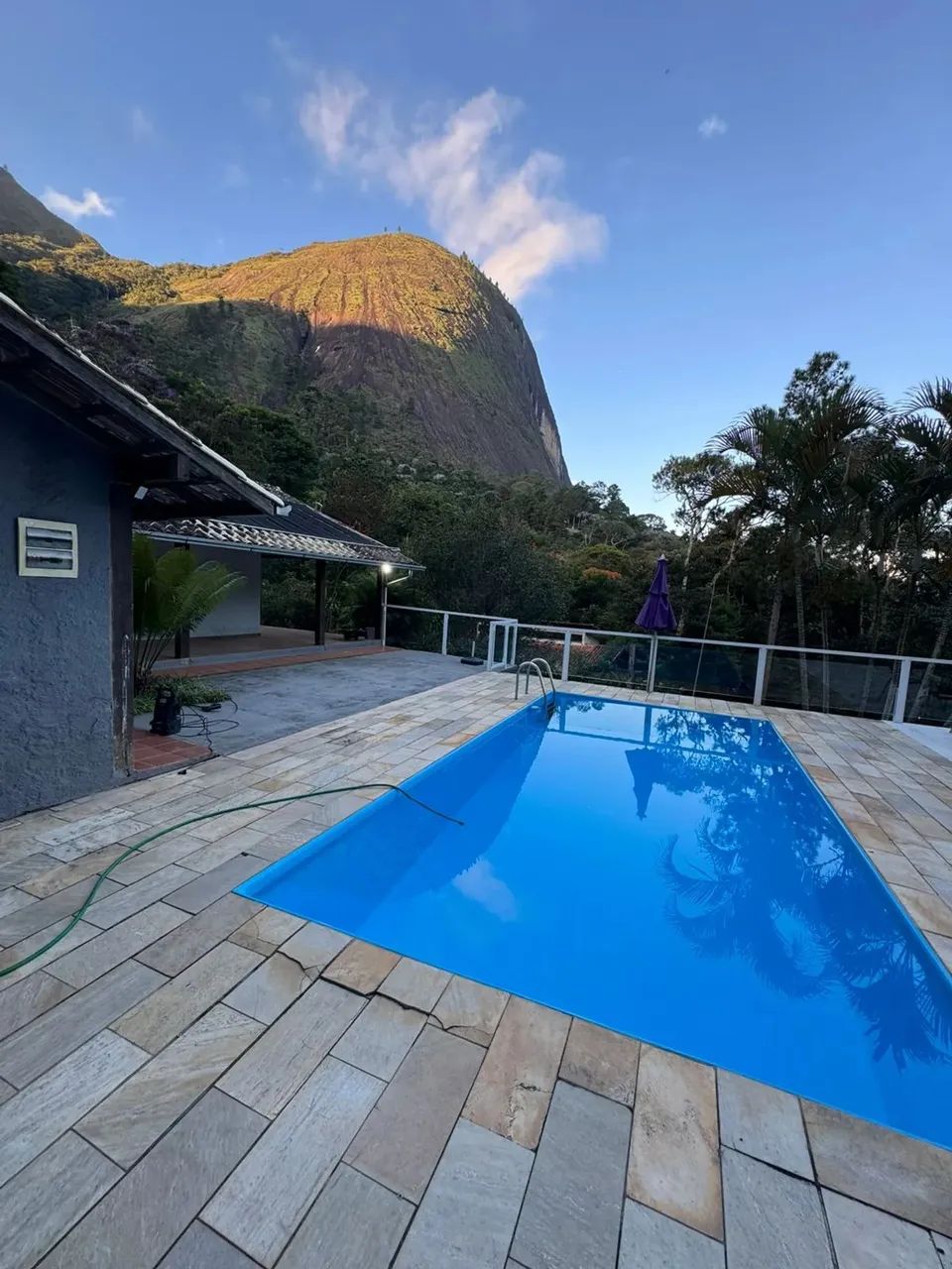 Casa Araras, alto nível, infraestrutura, sol, excelente preço - Petrópolis - RJ
