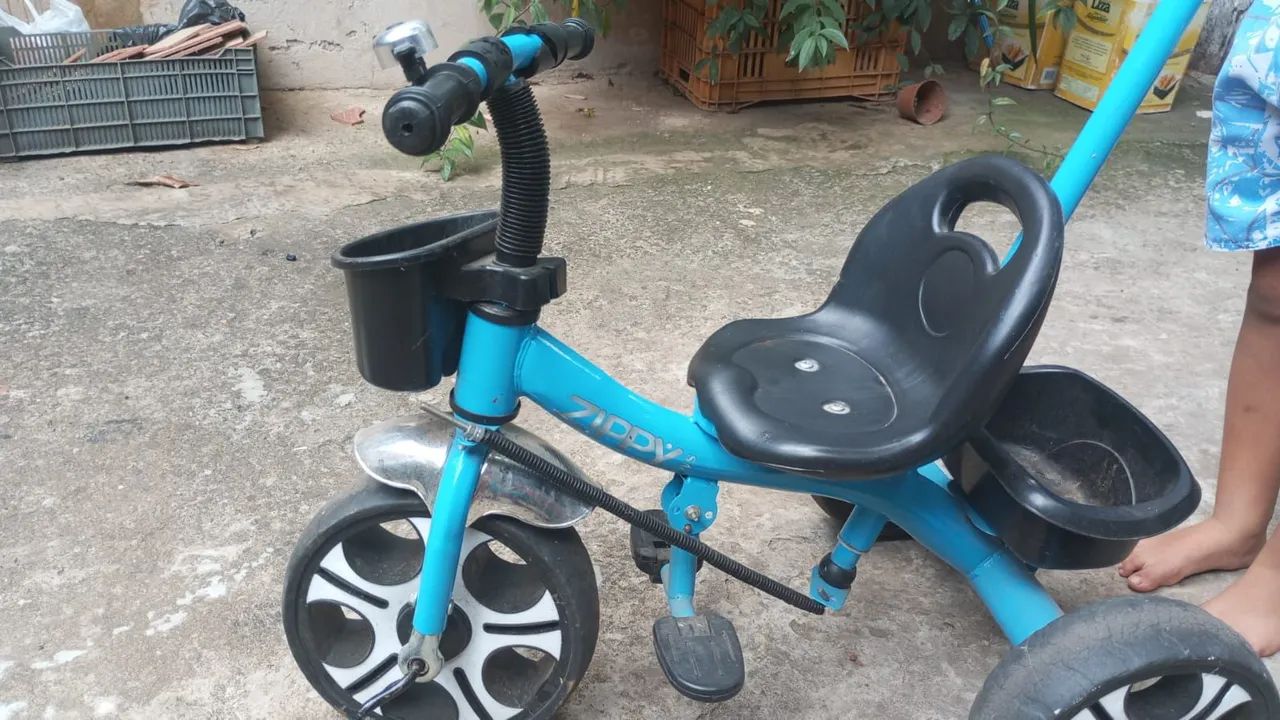 Triciclo azul para criança - Foto 2