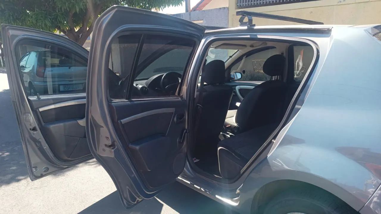 Vendo Sandero 2009 1.0 16v Hiflex  - Foto 4