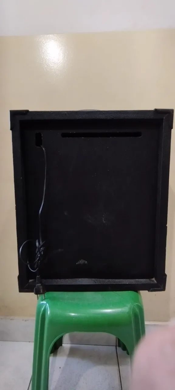 Vende se caixa Amplificada tem entrada para microfone e RCA fucionado perfeito  - Foto 3