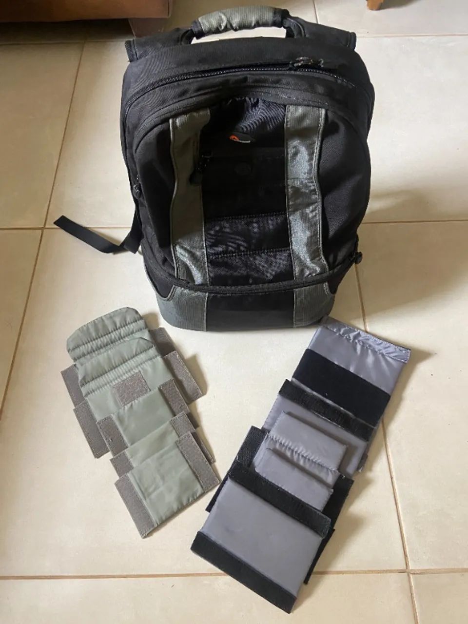 Mochila Lowepro CompuDaypack Para Câmeras, DSLR, Laptop, Lentes - Foto 3