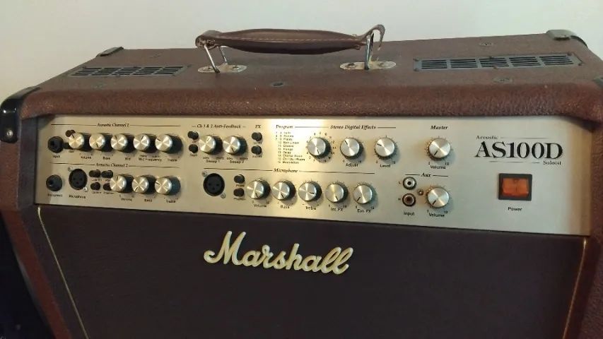 Amplificador para violão Marshall AS100D - com case sólido - Foto 2