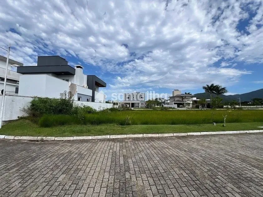 Terreno em condomínio fechado à venda, 390,96m² - Campeche - Florianópolis/SC