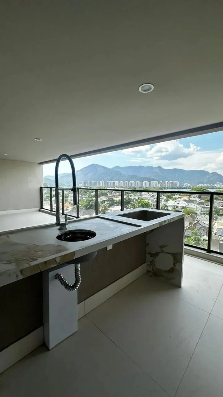 Barra da Tijuca 3 suites Pronto pra morar 1ª locação