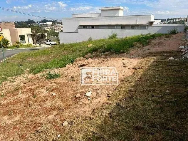 Terreno à venda em Condomínio Valinhos/SP