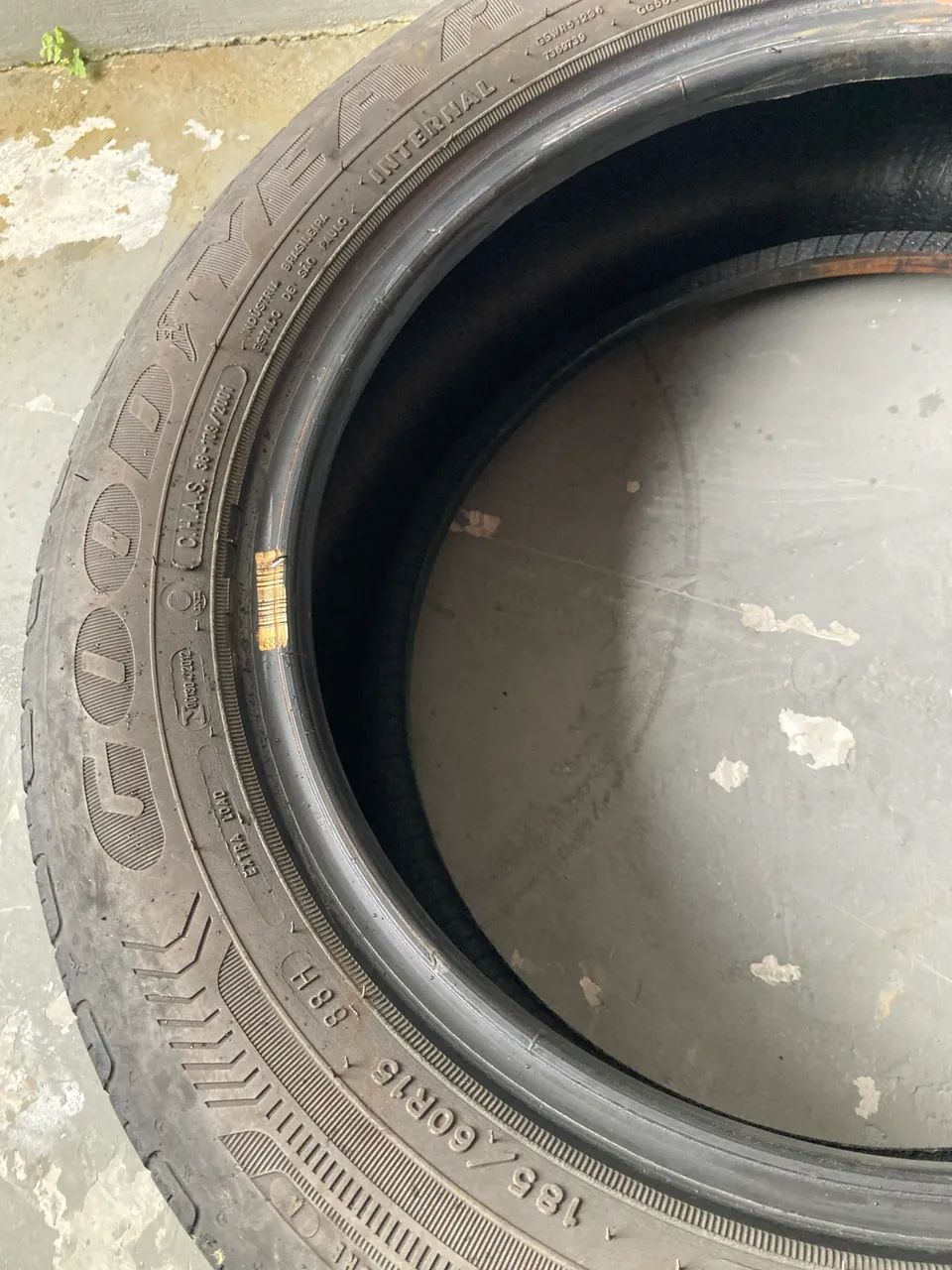 Pneu  - Foto 6