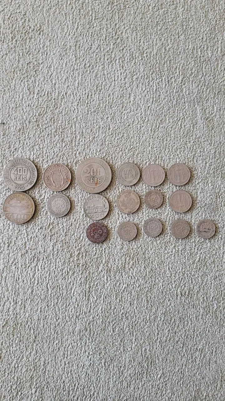 Conjunto de moedas antigas - 400, 300, 200 e 100 mil reis