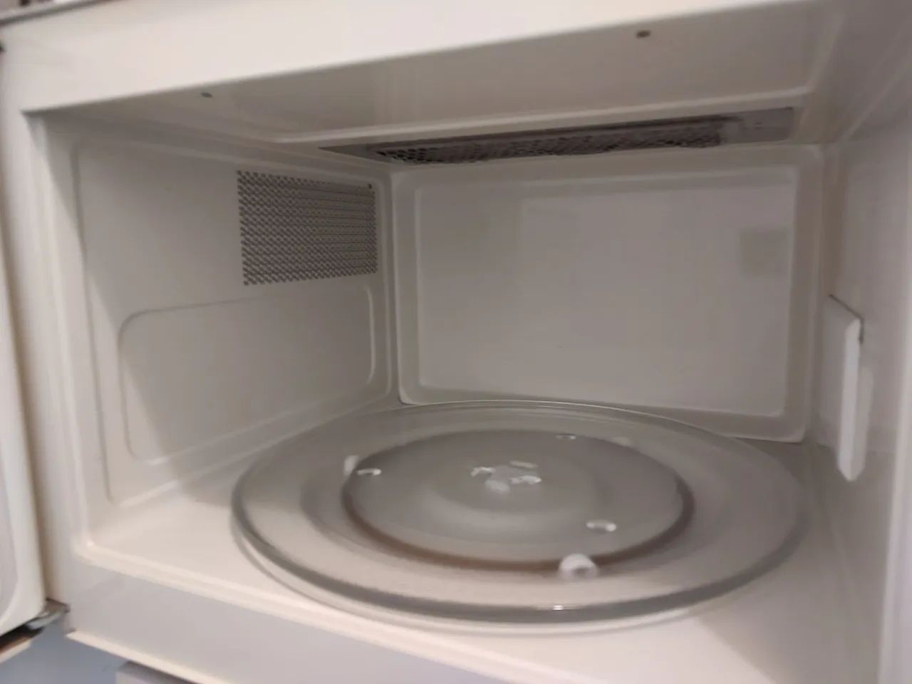 Micro-ondas Samsung - Seminovo 23l - Foto 6