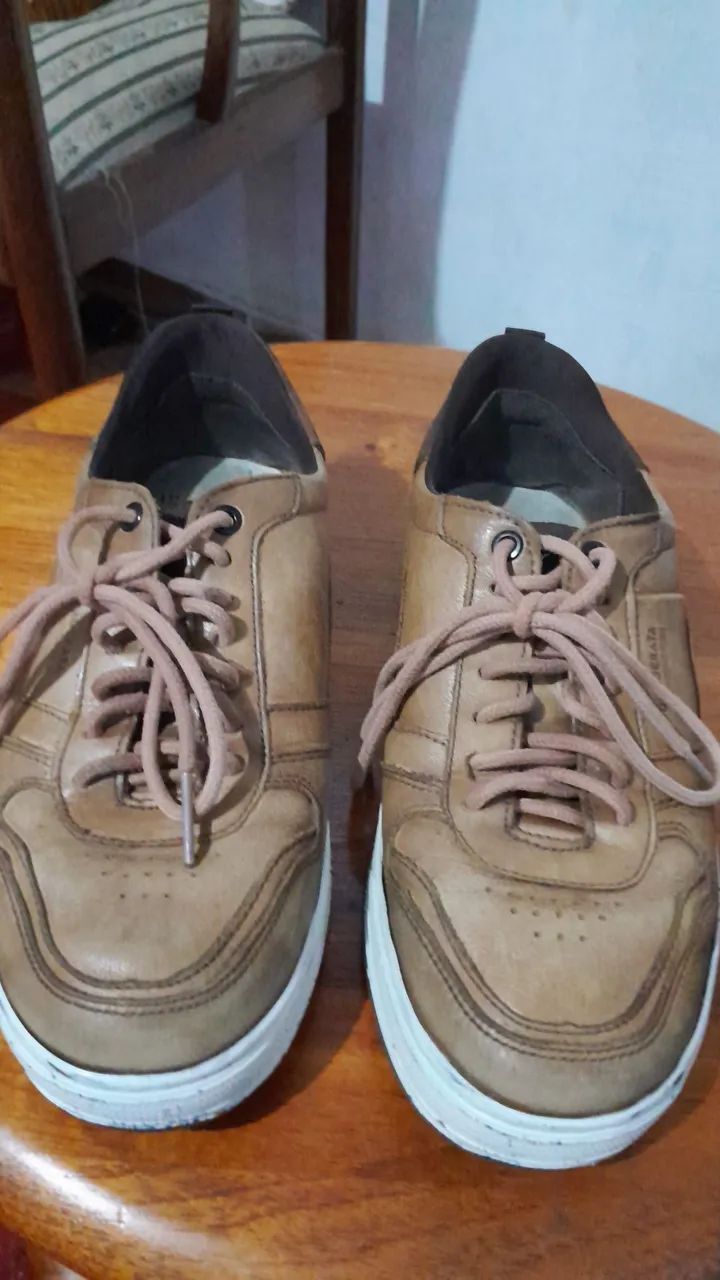 Tênis Casual de couro Marrom