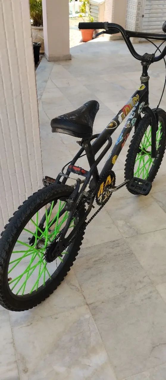 BICICLETA CALOI ARO 20
