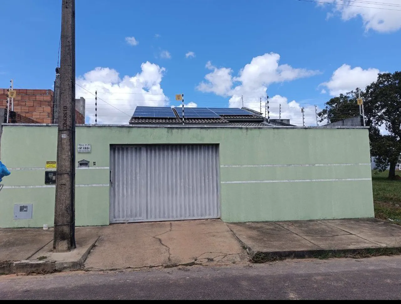Casa com três quartos $ 160.000