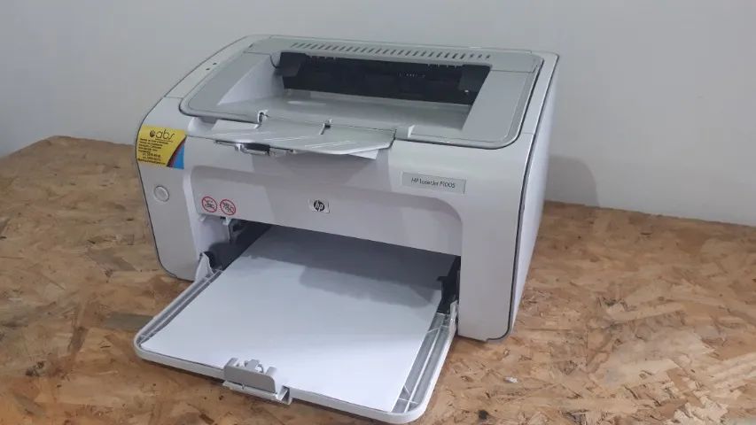 Impressora a laser Hp P1005 em excelente estado com um toner novo e garantia  - Foto 3