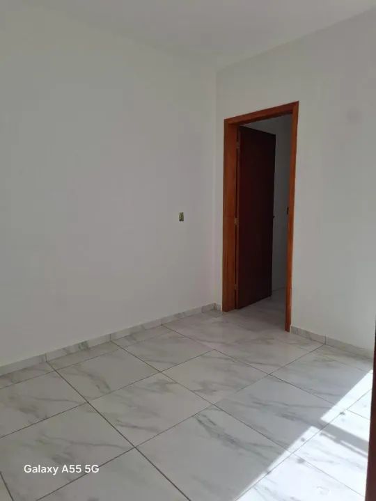 Geminado de 64m² na Penha: Conforto Moderno Perto da Praia e Parque - Foto 3