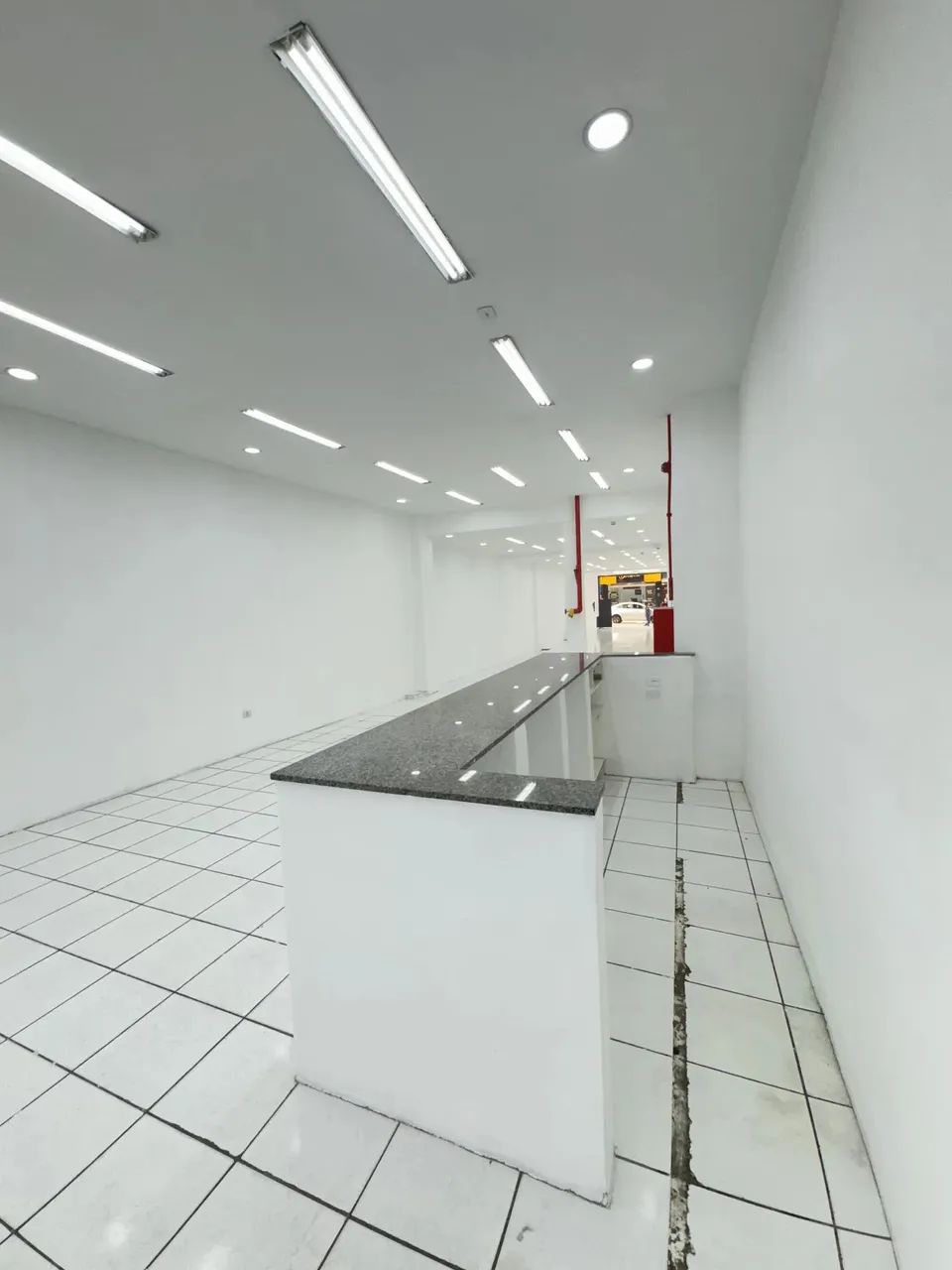 Ponto comercial/Loja/Box para aluguel possui 400 metros quadrados - Foto 8