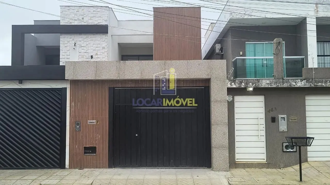 Casa no Bairro Boa Vista contendo 3 quartos sendo 2 suítes com closet