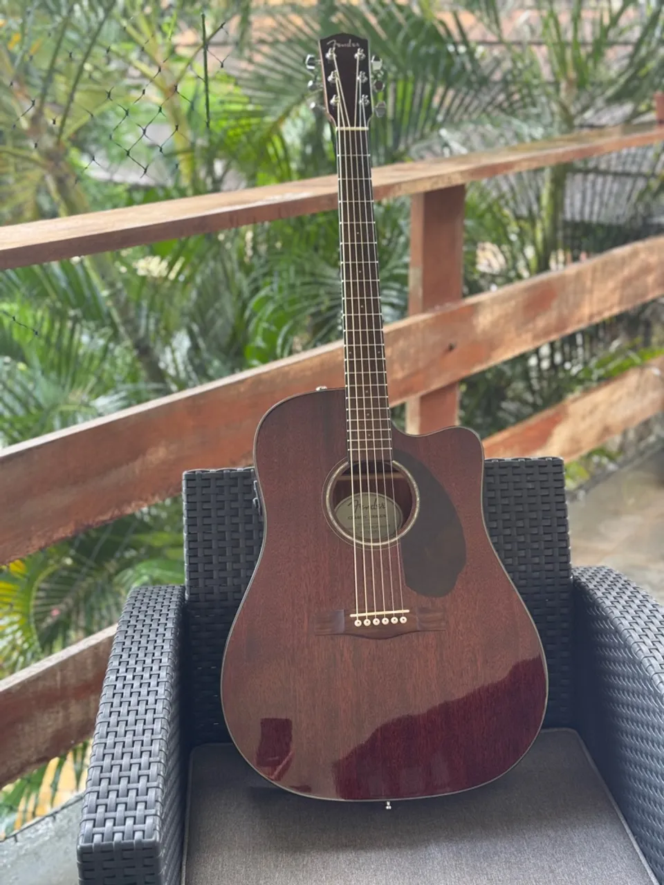 Violão Fender CD-140SCE + Case