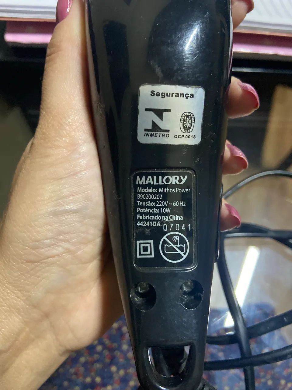 Máquina de cortar cabelo mallory mithos!!! - Foto 2