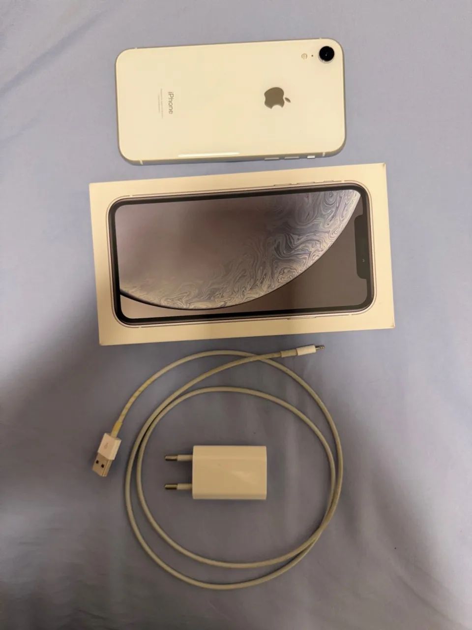 IPHONE XR - 64GB