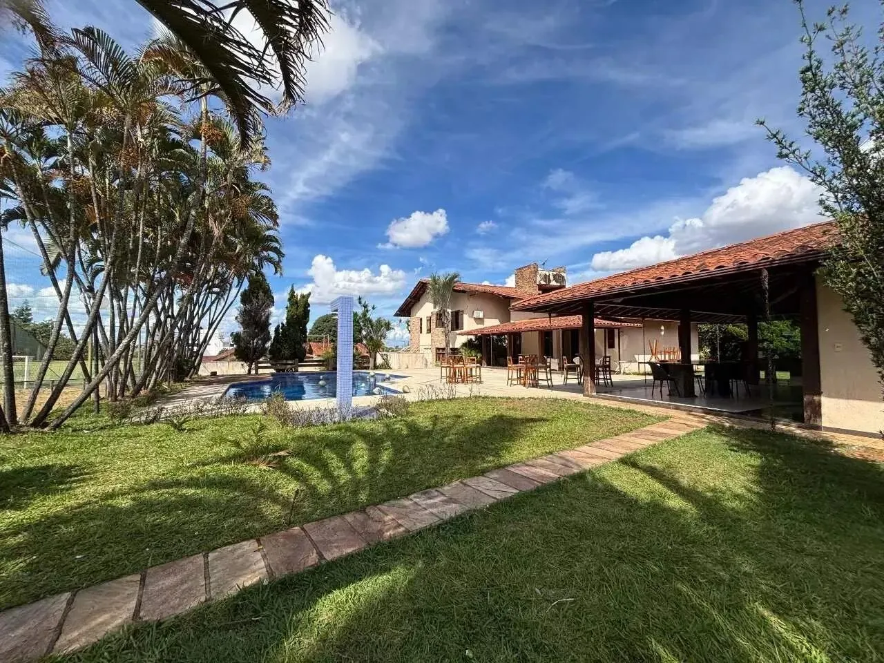 Casa para aluguel, 4 quartos, 2 suítes, 10 vagas, Jardim Atlântico - Belo Horizonte/MG