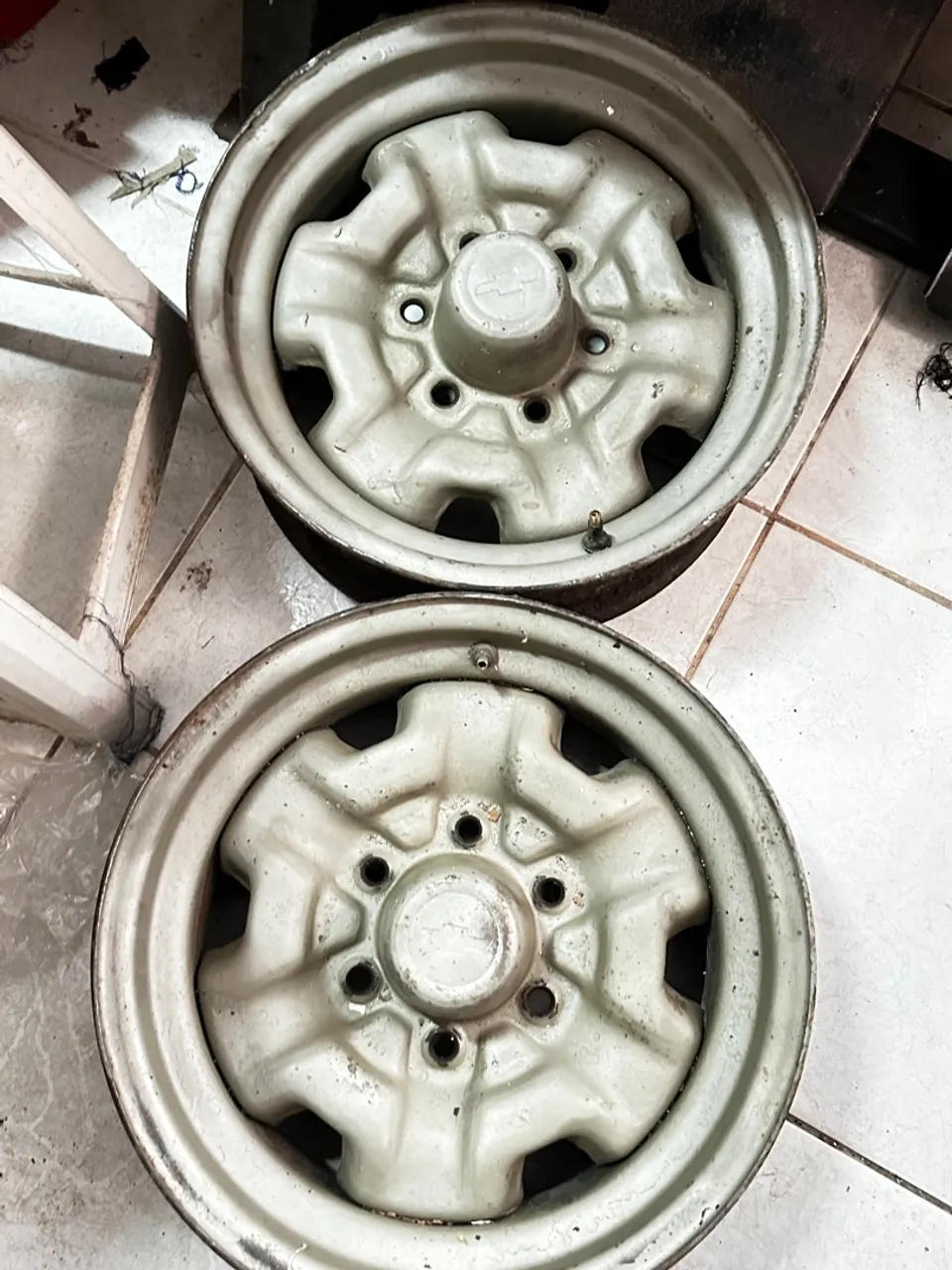 Rodas modelo repolho D-20 r16  -  R$ 1.800,00