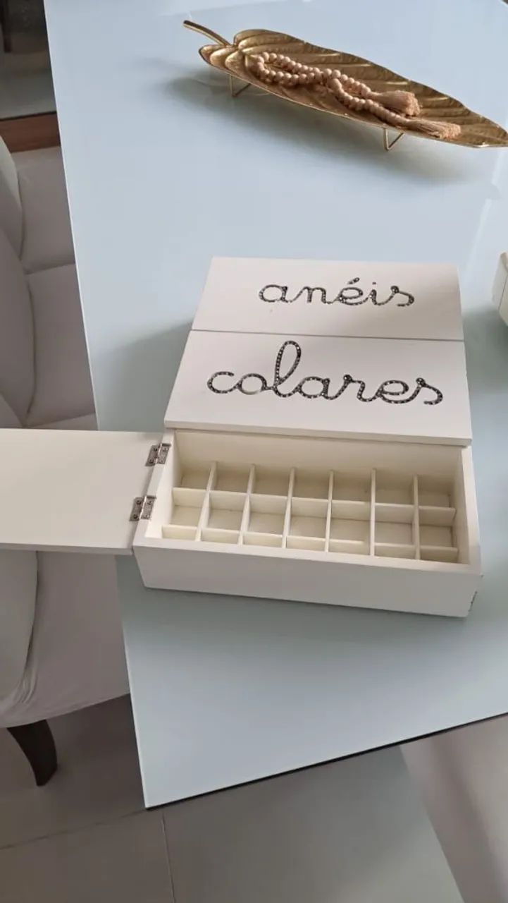 Porta Joias Elegante para Anéis e Colares