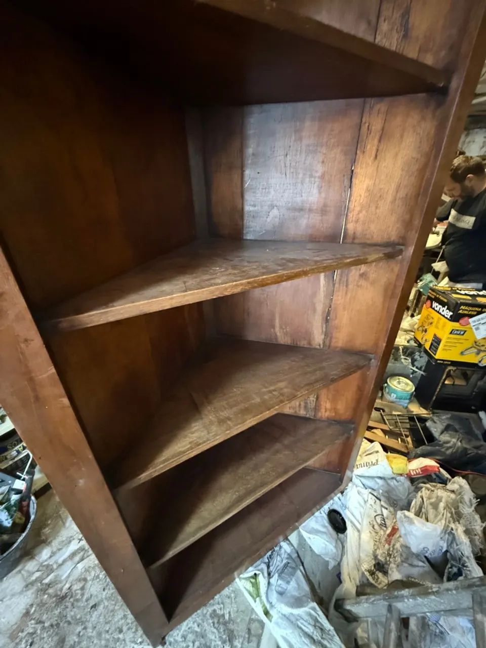 Estante de madeira maciça 64750747436419122